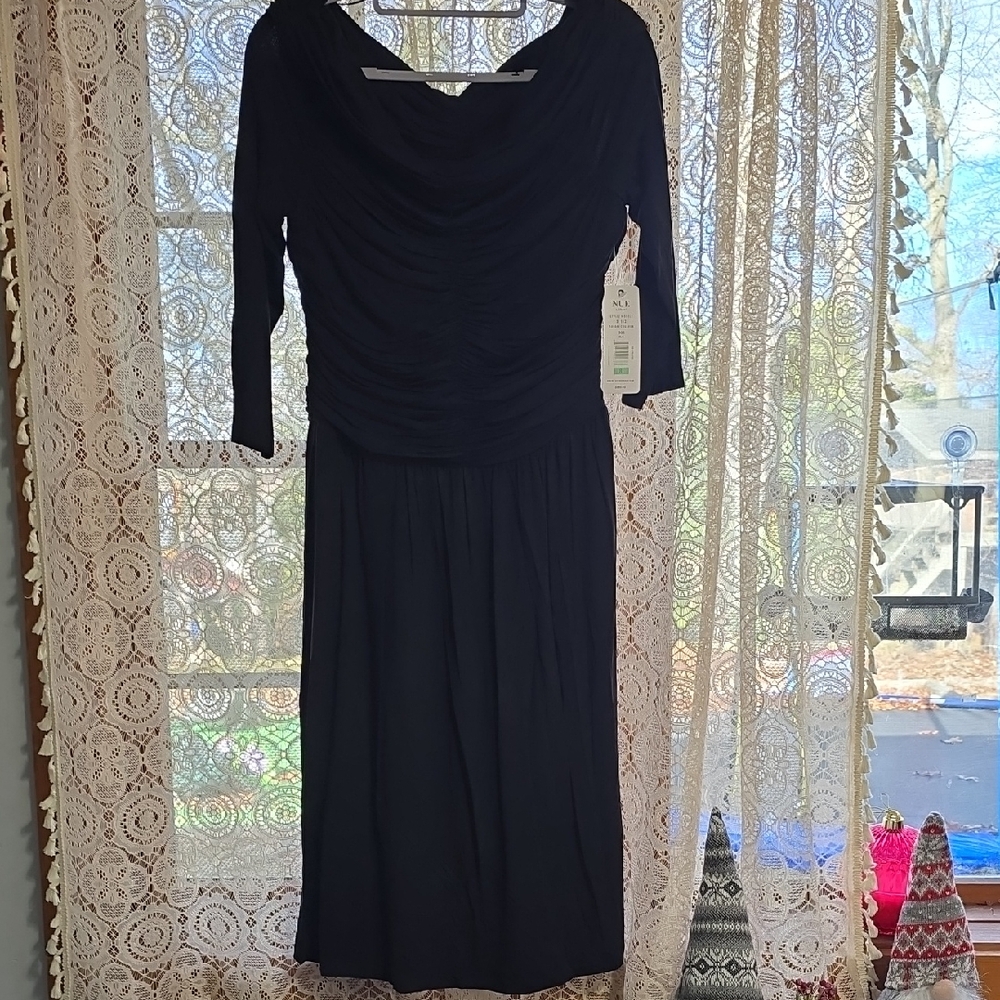 Nue by Shani Elegant Navy Long Sleeve Dress